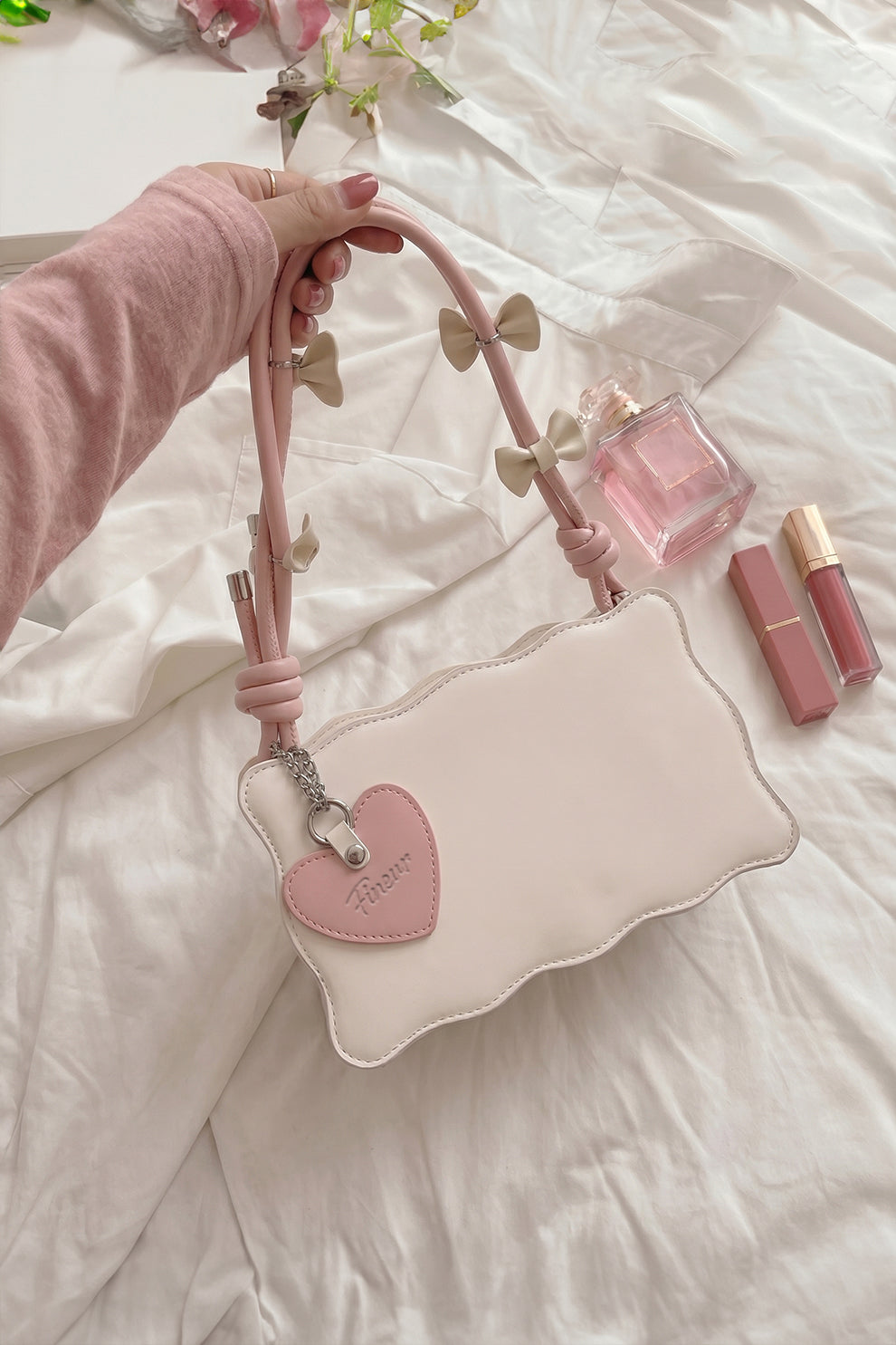 Inaya's Handbag Baggie - Off White (Pink Strap)